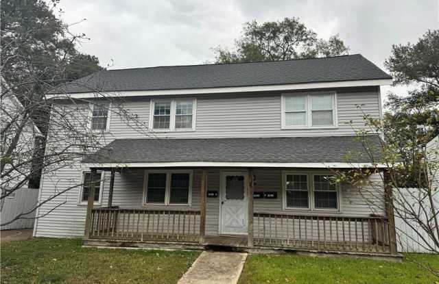 108 Nicholson Street - 108 Nicholson Street, Portsmouth, VA 23702