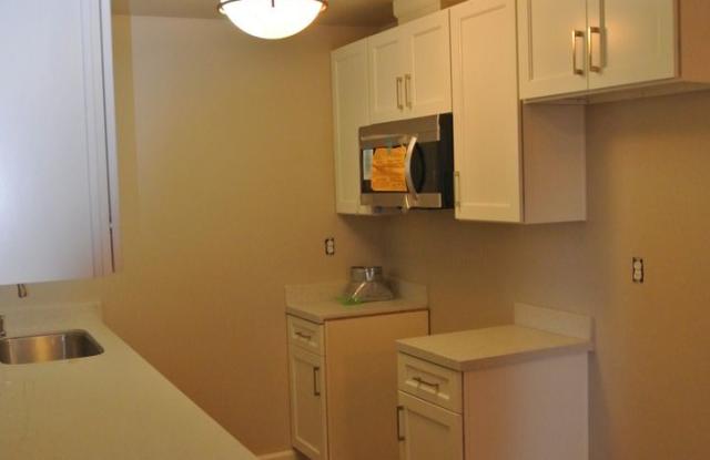 3 Bedroom, 2 Bathroom Duplex with Two Car Garage in Antioch Gallery 4