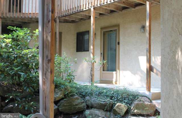 405 PRITCHARD photos photos