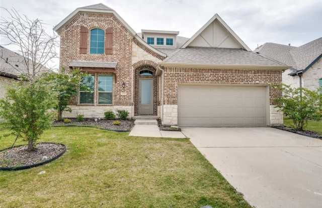 533 Hummingbird Drive photos photos
