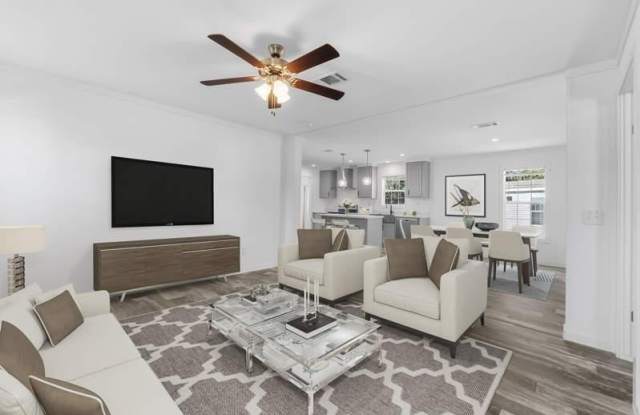 16820 Oak Leaf Court photos photos