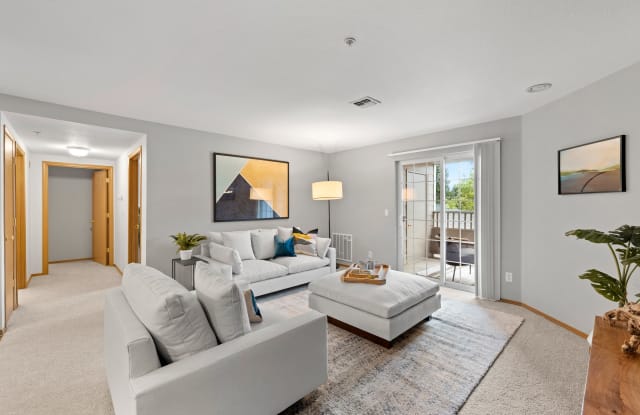 Highland Hills Gallery 4