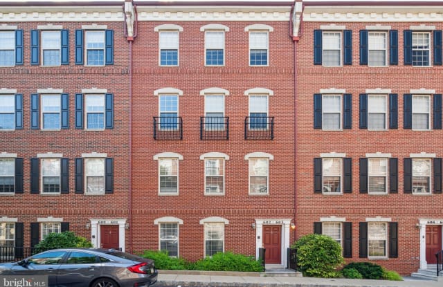 603 ADMIRALS WAY - 603 Admirals Way, Philadelphia, PA 19146
