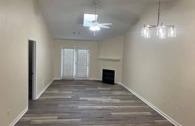 105 Crestland Drive Gallery 2