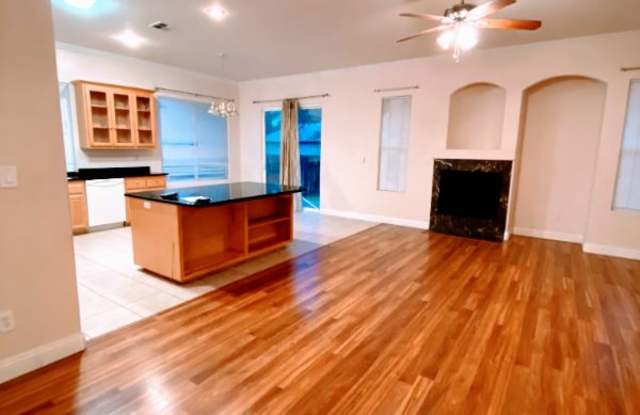 3902 Apple Blossom Way Gallery 4