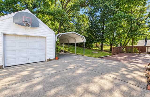 3 Bedroom Home in 40214! Gallery 3