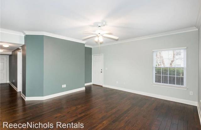 11629 Tomahawk Creek Parkway Unit A Gallery 2