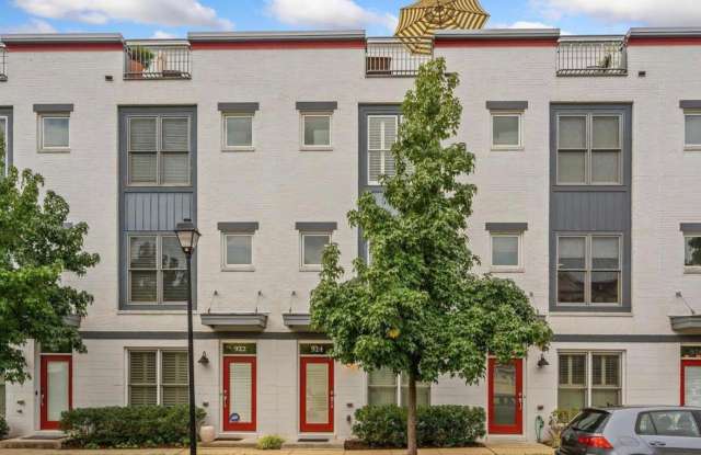 Like New Townhome in Old Town Alexandria photos photos