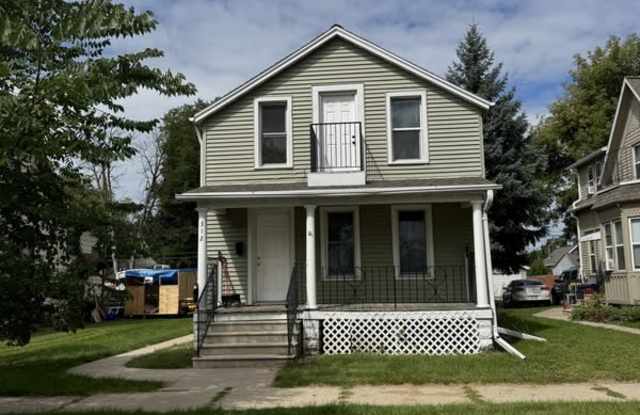 312 South Chestnut Avenue - Upper Gallery 2