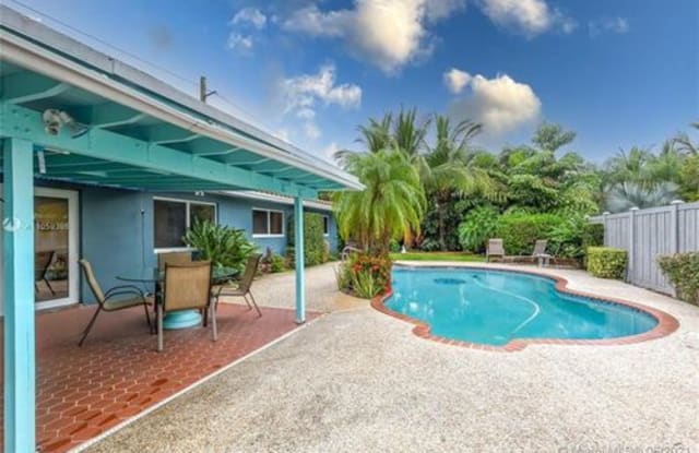 3381 Northeast 8th Avenue - 3381 NE 8th Ave, Oakland Park, FL 33334