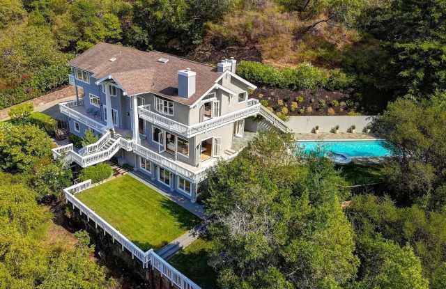 216 Evergreen Drive photos photos