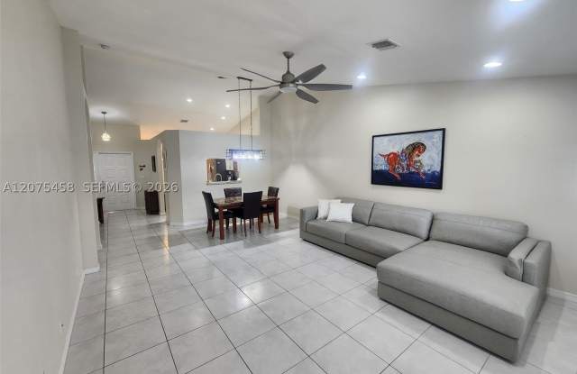 6053 Heliconia Rd Gallery 4