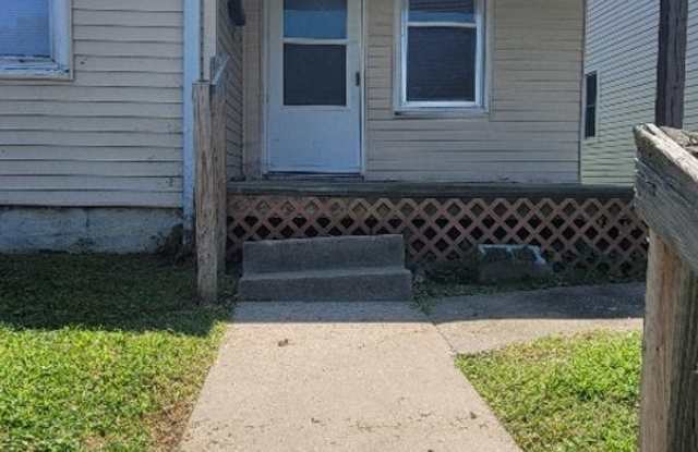 Newly remodeled 2 bedroom duplex! photos photos