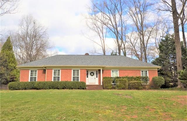 2409 Huntingtowne Farms Lane - 2409 Huntingtowne Farms Lane, Charlotte, NC 28210