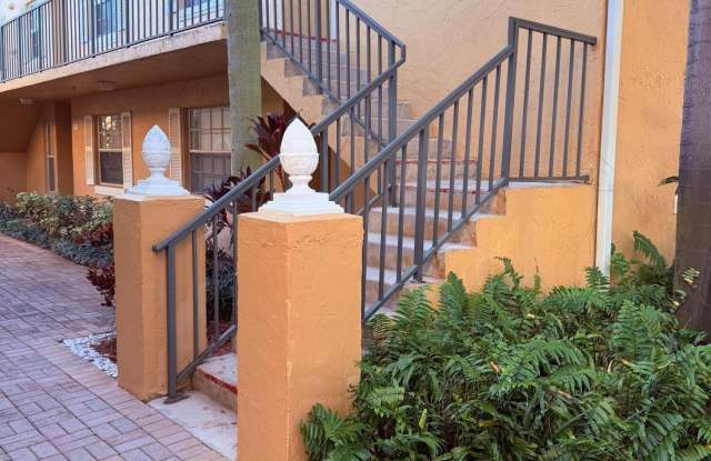 1040 Lake Shore Drive photos photos