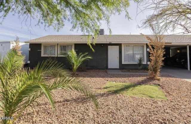 1680 N CAMERON Street photos photos