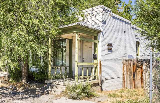 639 Washington St photos photos