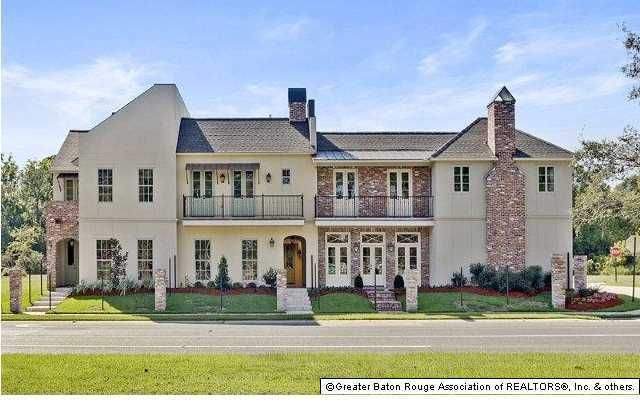 Upscale Townhomes in Charming Old Goodwood - 7402 Elderberry Avenue, Baton Rouge, LA 70806