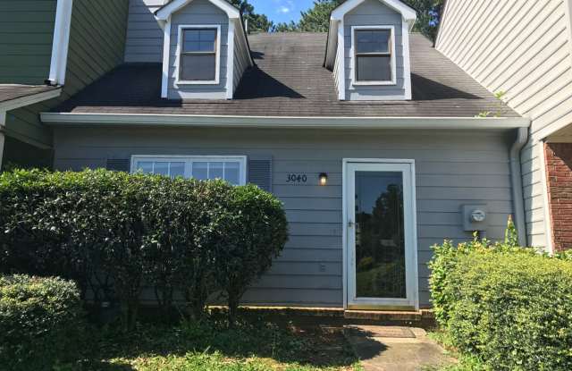 Modern 2BR/1.5BA Townhome in Prime Kennesaw Location photos photos