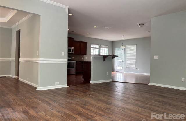 10519 Royal Winchester Drive Gallery 4