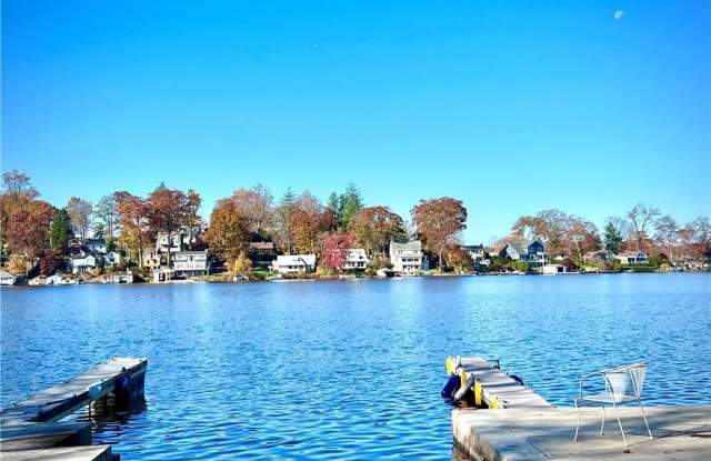 174 East Lake Boulevard Gallery 3