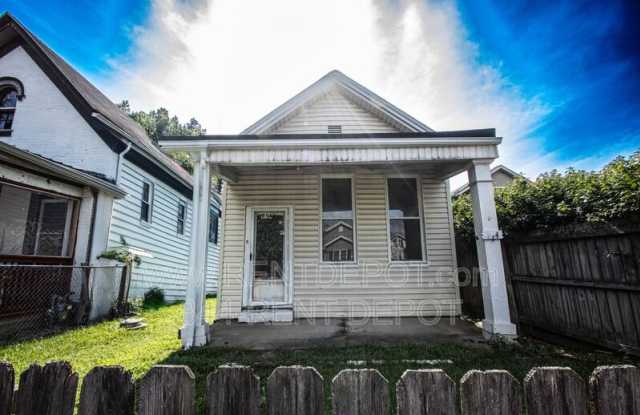914 Harriet St photos photos
