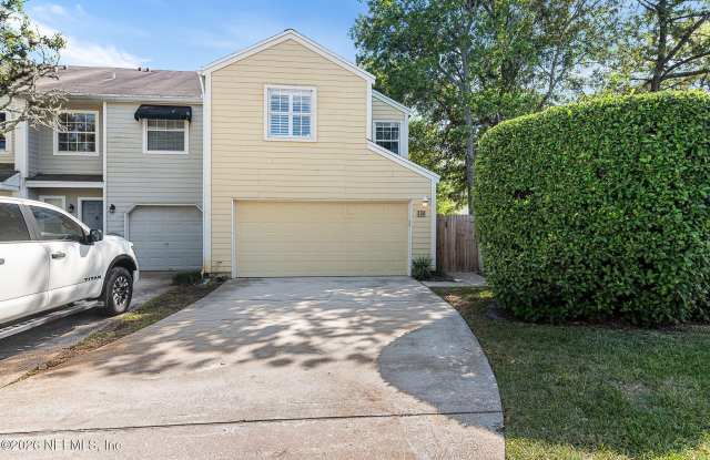 330 SUNRISE Circle photos photos