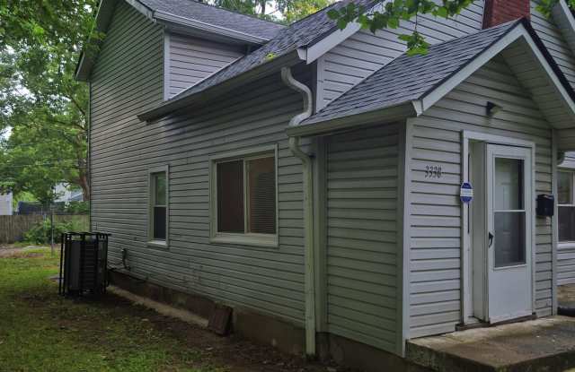 3338 N Kenwood Avenue Gallery 2