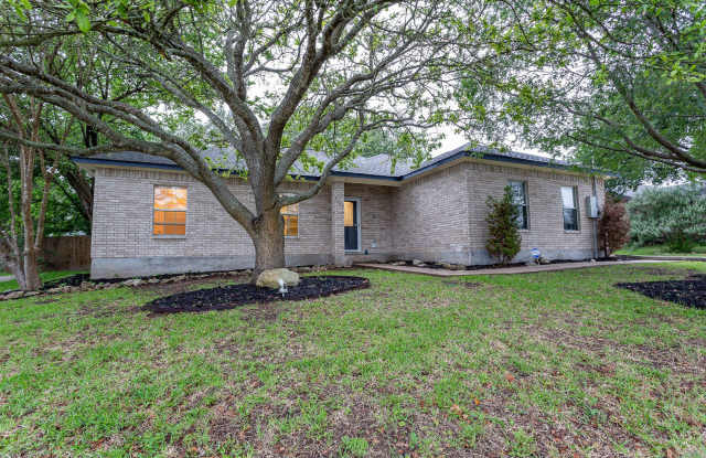 Inviting 4/BR 2/BA Home with Open Layout and Natural Light - 1707 Dublin Drive, Leander, TX 78641