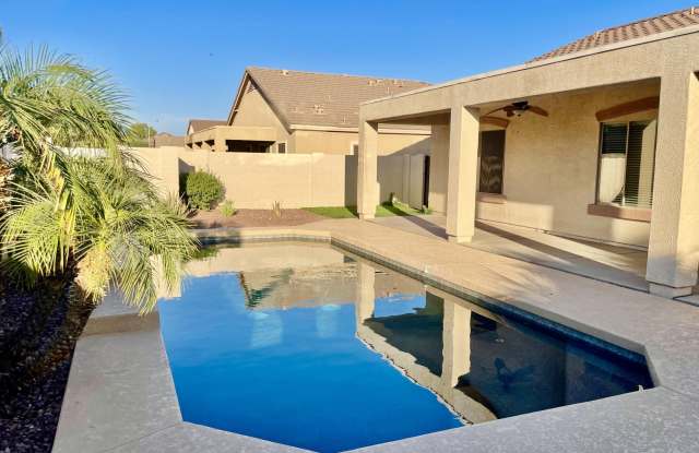 17456 W Ashley Drive Gallery 2