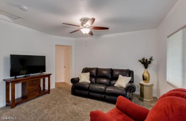 6748 N 10TH Place - 6748 North 10th Place, Phoenix, AZ 85014