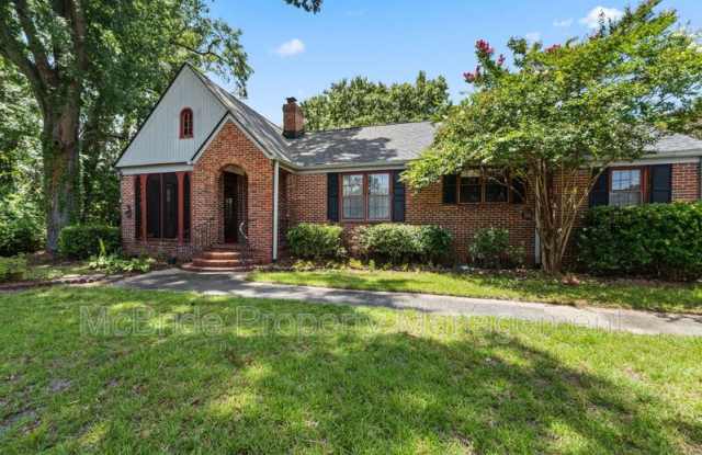 1835 Kissingbower Road photos photos