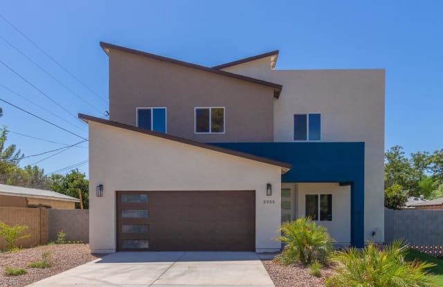 2935 E WINDSOR Avenue - 2935 East Windsor Avenue, Phoenix, AZ 85008
