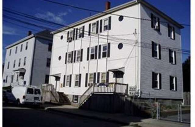 22 WILBUR ST - 22 Wilbur St, Fall River, MA 02724
