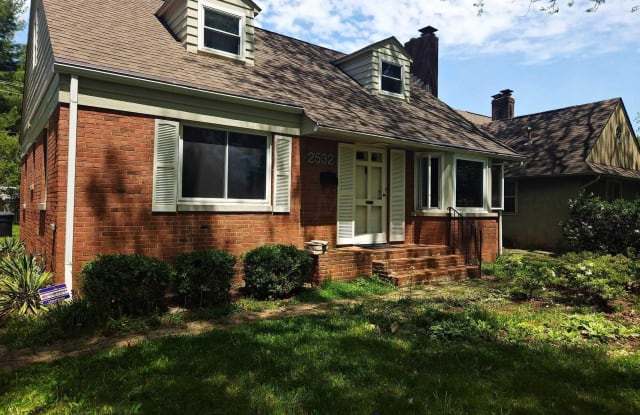 2532 Dover Road - 2532 Dover Road, Columbus, OH 43209