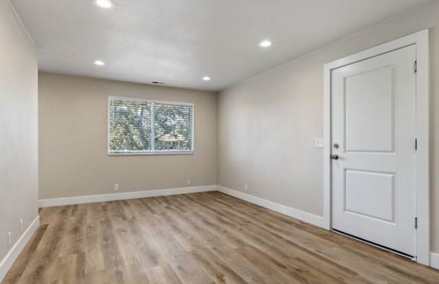 1355 North Redwood Road Gallery 4