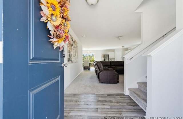 913 Sapphire Stone Lane Gallery 2