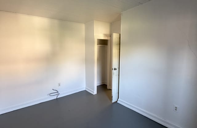 2061 Ny 206 Gallery 4