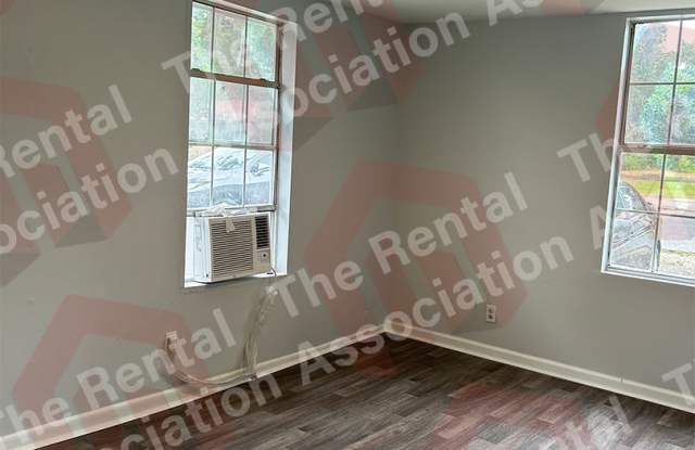 3010 Church Street, Apt A Gallery 4