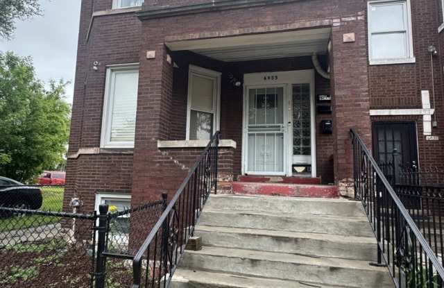 6935 S Laflin Street photos photos