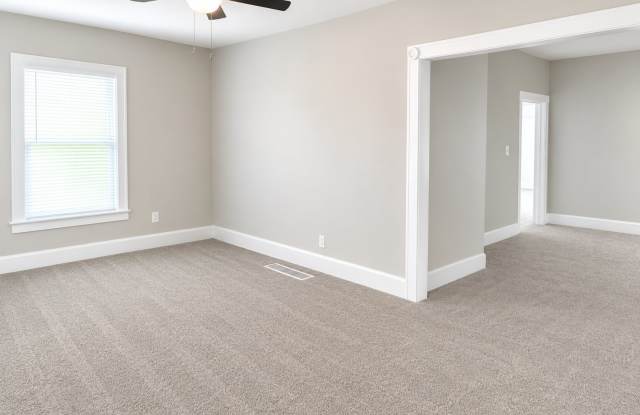 Cute Two Bedroom Home Gallery 3