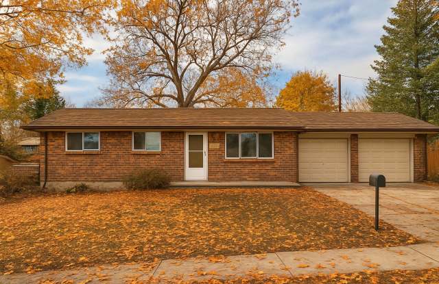 Beautifully Remodeled 3-Bedroom Ranch in Quiet West Arvada Neighborhood - 7121 Pierce Street, Arvada, CO 80003