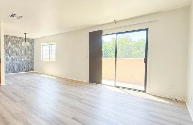 14746 Delano St photos photos