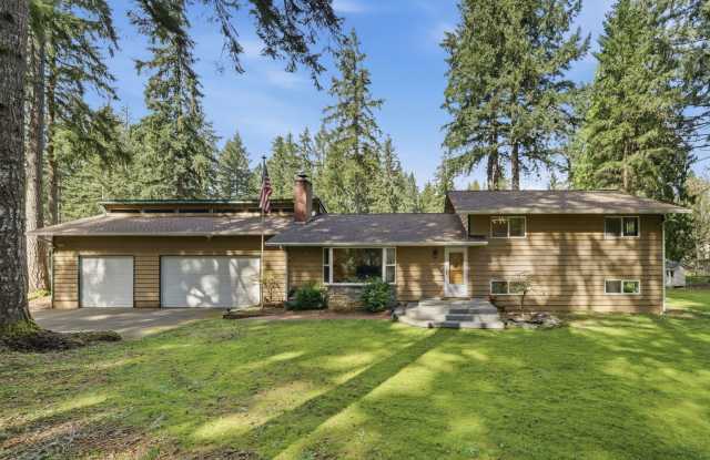 Gig Harbor farm home with great amenities - 5 bedroom 2 bath with garage and more - Available May 15th! photos photos