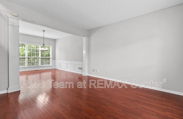 2315 Hiawassee Dr Gallery 4