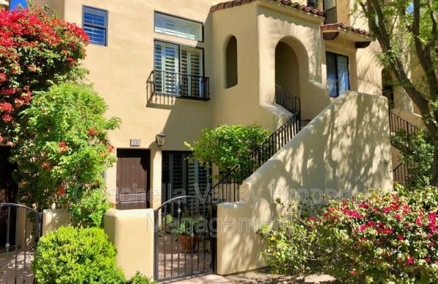 233 Villorrio Drive East photos photos