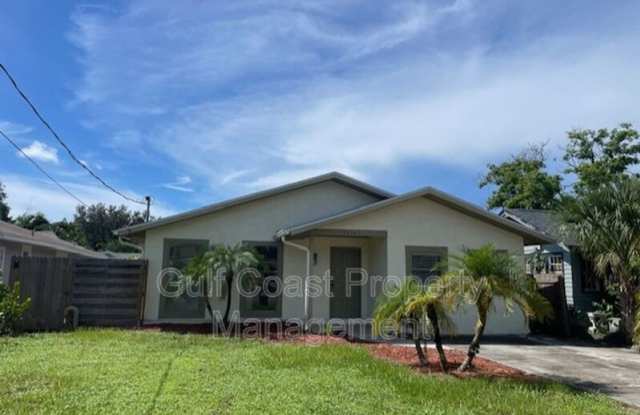 2412 Webber St photos photos
