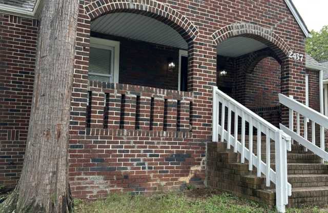 2437 N PATTERSON AVENUE Gallery 1