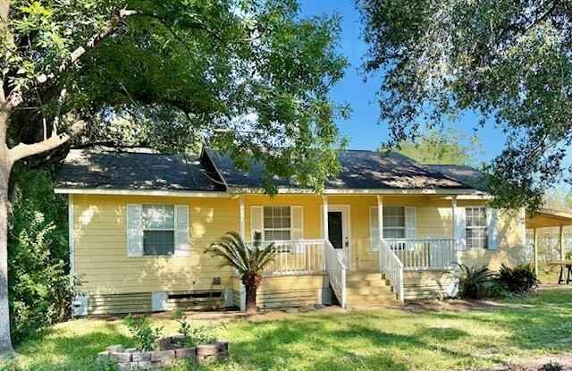524 Maple Street photos photos