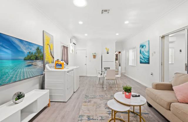 1832 South White Avenue - 1832 South White Avenue, Pomona, CA 91766